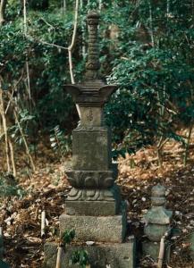 （DA)吉川高代寺宝篋印塔