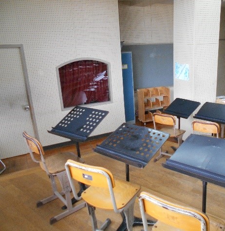 【とよのおもいでアーカイブ】吉川中学校　音楽室（TG1_0025・TG1_0026・TG1_0027）に関するページ