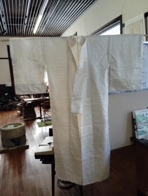 【とよのおもいでアーカイブ】白無垢（打掛け）　（しろむく　うちかけ）（SM_0055）に関するページ