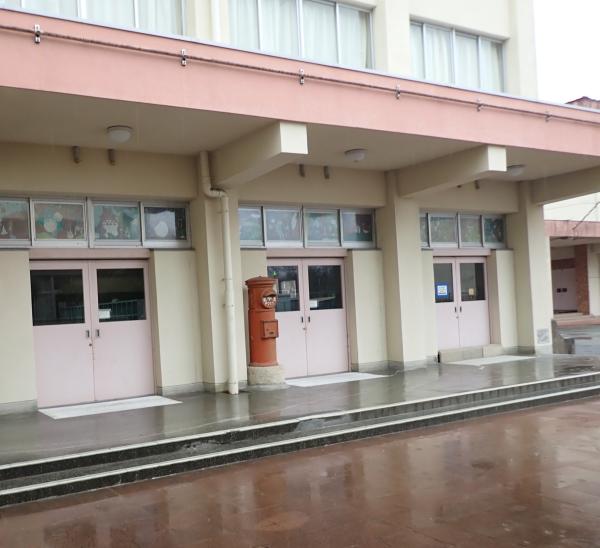 【とよのおもいでアーカイブ】光風台小学校　下足室 (TG3_0051 ～ TG3_0055)に関するページ