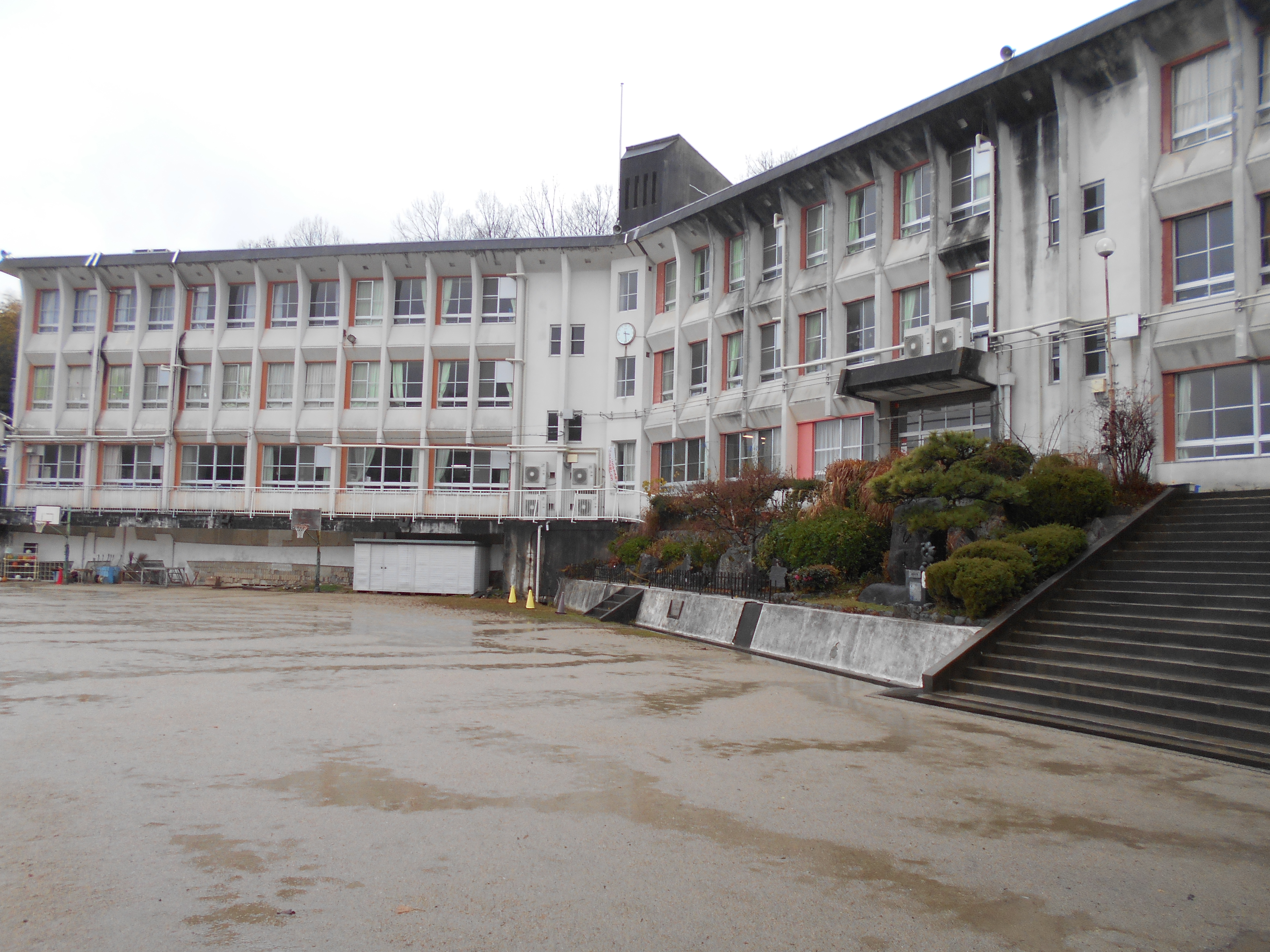 【とよのおもいでアーカイブ】吉川小学校 (TG5_0001）に関するページ