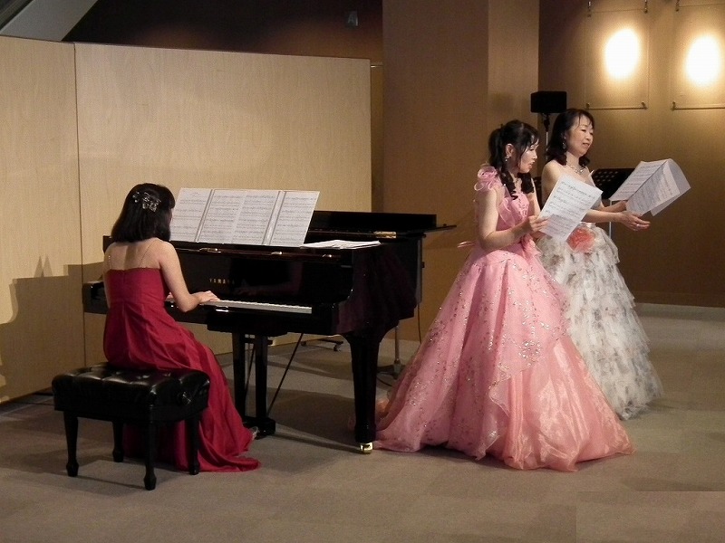 オペラティック・トリオ