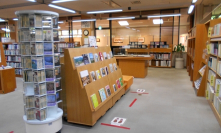 図書館内観02